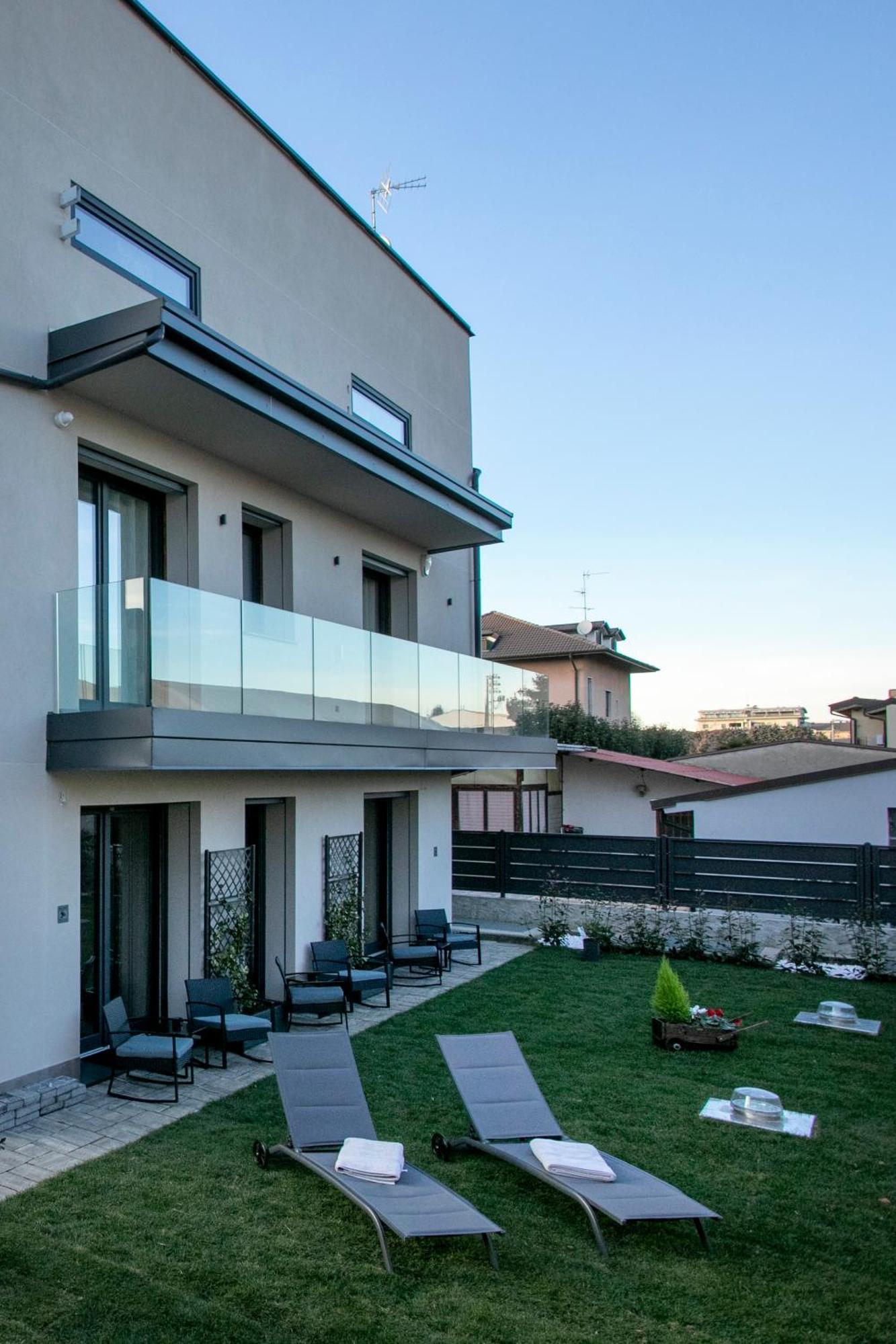 Villa Gio'S Monza Exterior foto